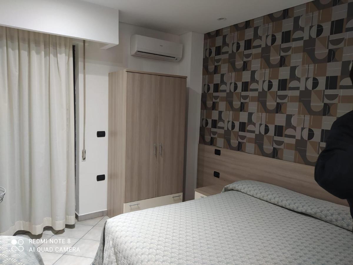 Hotel Poseidon 科里利亚诺·卡拉布罗 外观 照片